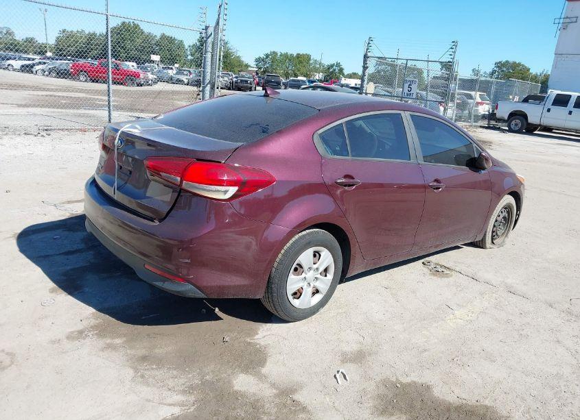 Photo 4 of 2017 Kia Forte LX (VIN 3KPFK4A70HE017505)