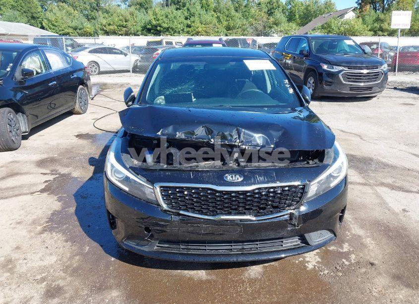 Photo 12 of 2017 Kia Forte LX (VIN 3KPFK4A70HE024910)