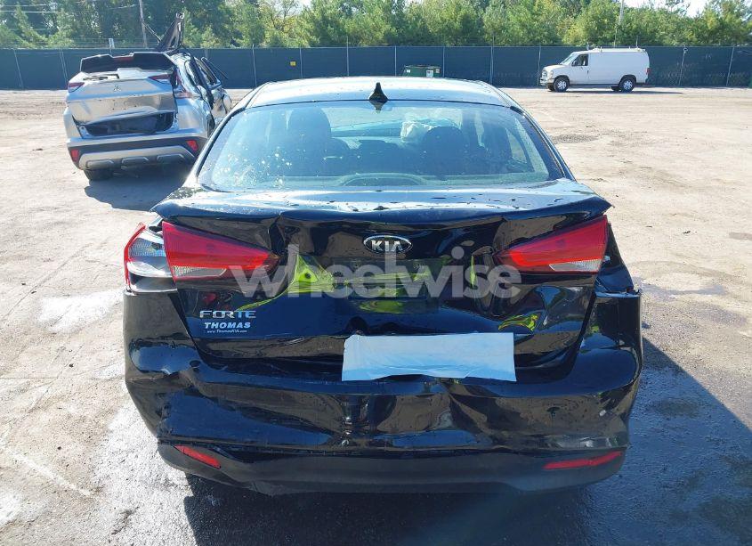 Photo 16 of 2017 Kia Forte LX (VIN 3KPFK4A70HE024910)