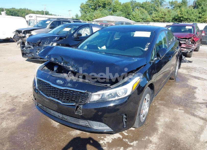 Photo 2 of 2017 Kia Forte LX (VIN 3KPFK4A70HE024910)