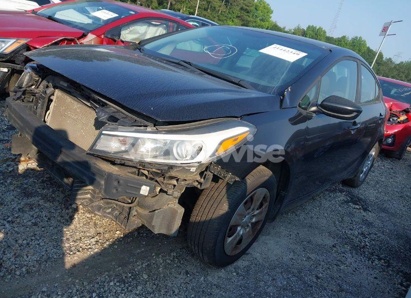 Photo 2 of 2017 Kia Forte LX (VIN 3KPFK4A70HE032926)