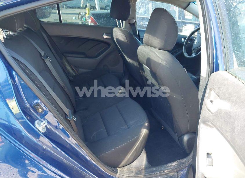 Photo 8 of 2017 Kia Forte LX (VIN 3KPFK4A70HE038628)