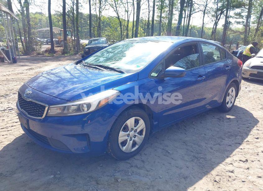 Photo 2 of 2017 Kia Forte LX (VIN 3KPFK4A70HE052223)