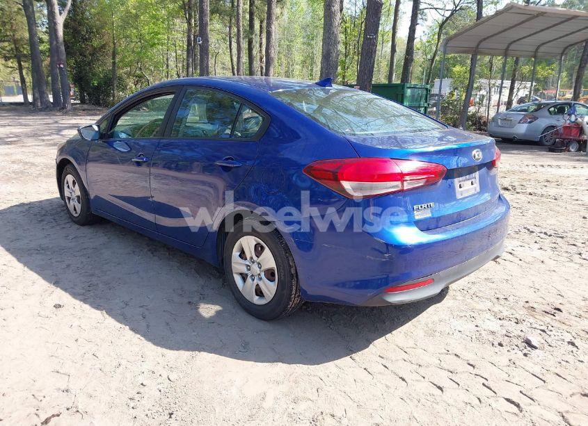 Photo 3 of 2017 Kia Forte LX (VIN 3KPFK4A70HE052223)