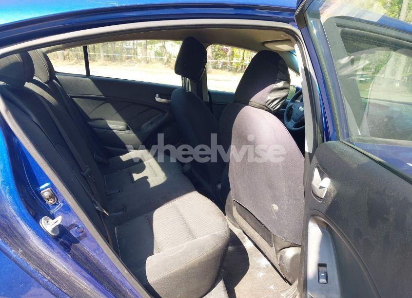 Photo 8 of 2017 Kia Forte LX (VIN 3KPFK4A70HE052223)