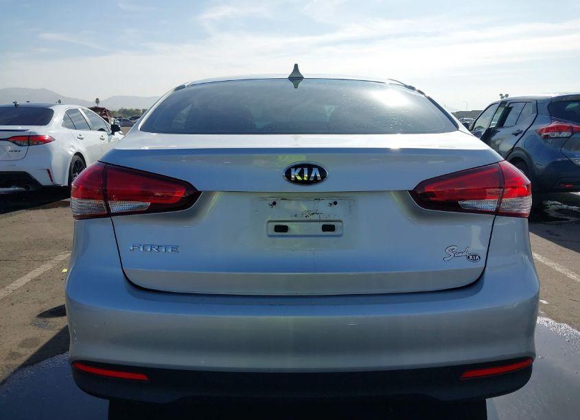 Photo 16 of 2017 Kia Forte LX (VIN 3KPFK4A70HE054120)