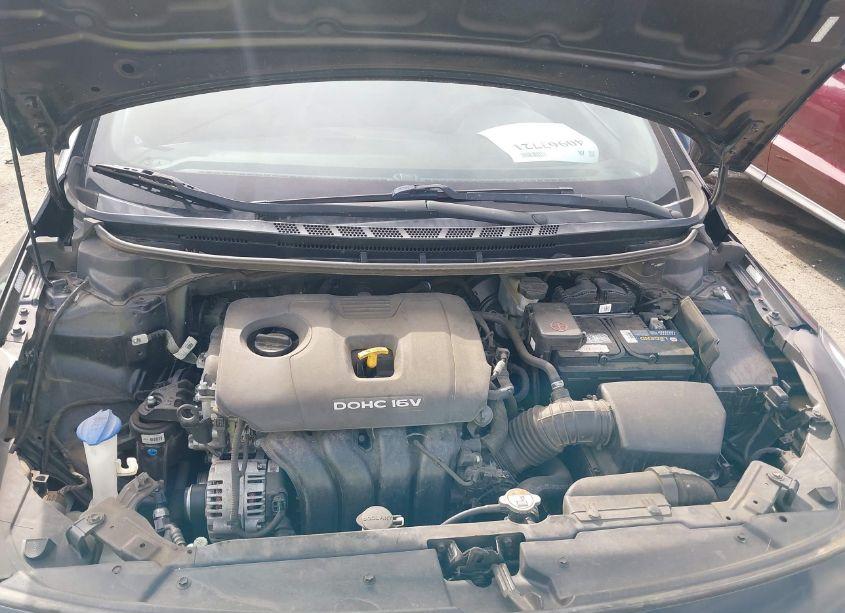 Photo 10 of 2017 Kia Forte LX (VIN 3KPFK4A70HE056398)