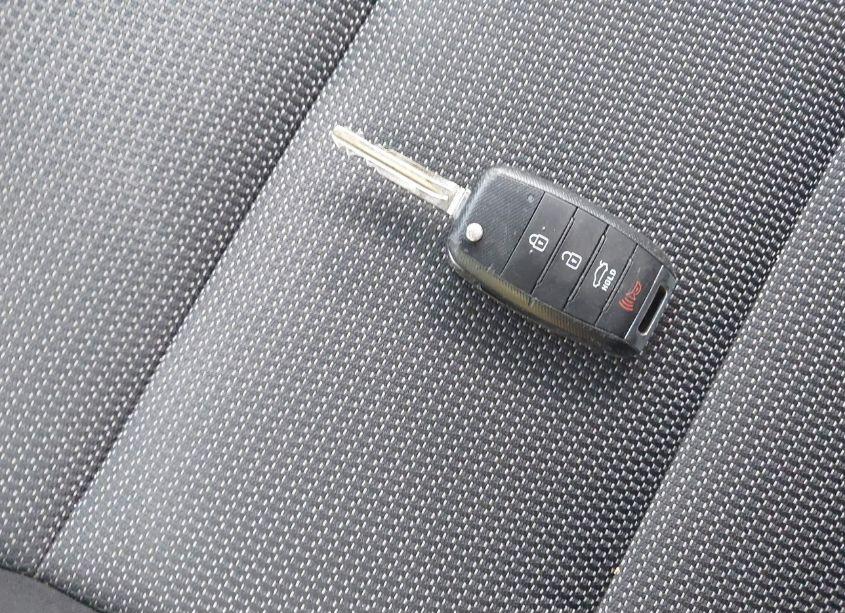 Photo 11 of 2017 Kia Forte LX (VIN 3KPFK4A70HE056398)