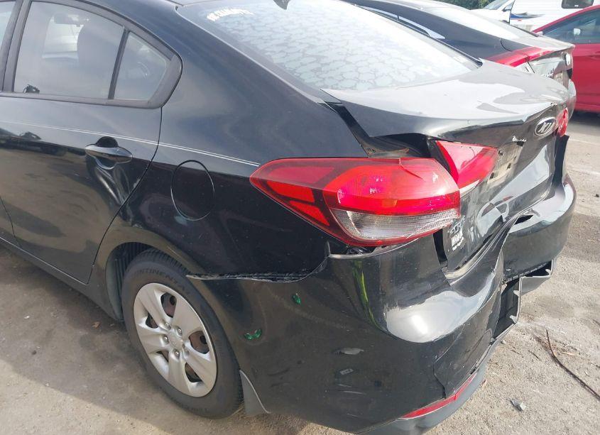 Photo 18 of 2017 Kia Forte LX (VIN 3KPFK4A70HE056398)