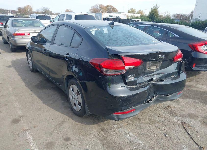Photo 3 of 2017 Kia Forte LX (VIN 3KPFK4A70HE056398)