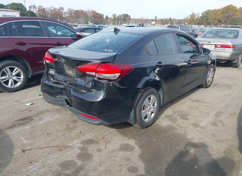 Photo 4 of 2017 Kia Forte LX (VIN 3KPFK4A70HE056398)