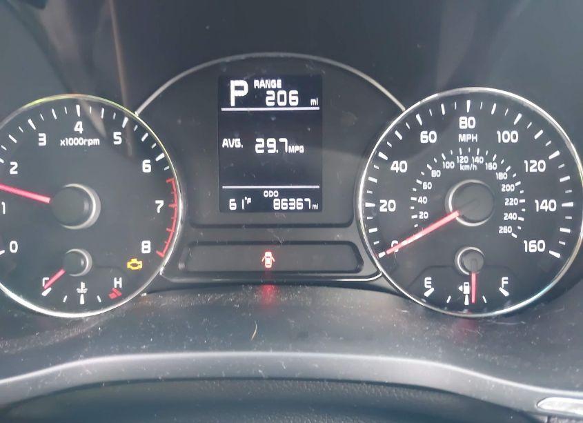 Photo 7 of 2017 Kia Forte LX (VIN 3KPFK4A70HE056398)