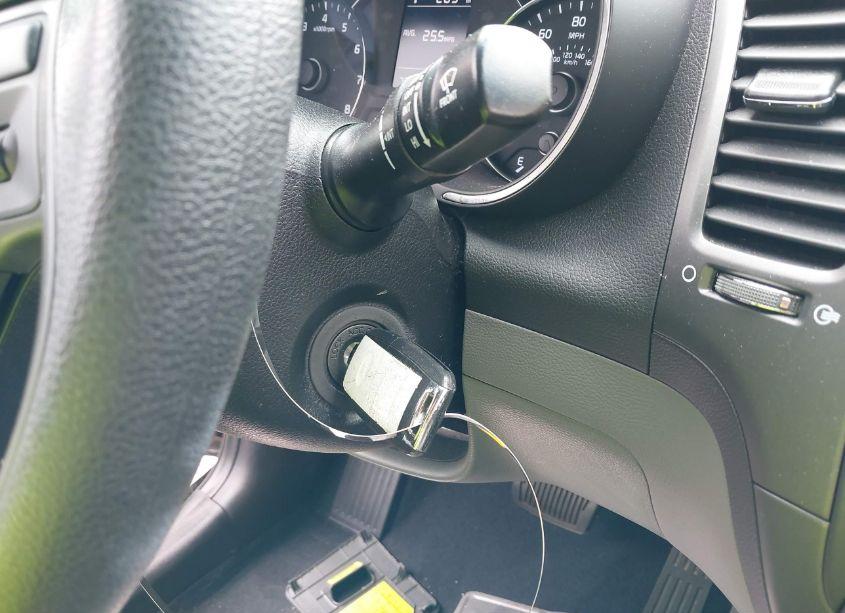 Photo 11 of 2017 Kia Forte LX (VIN 3KPFK4A70HE066218)