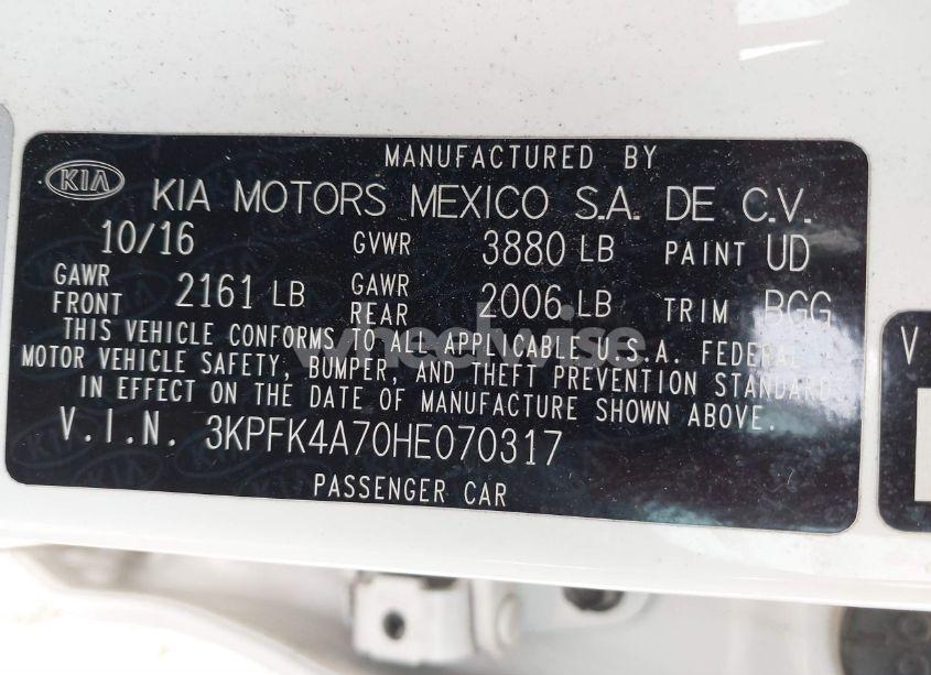 Photo 9 of 2017 Kia Forte LX (VIN 3KPFK4A70HE070317)