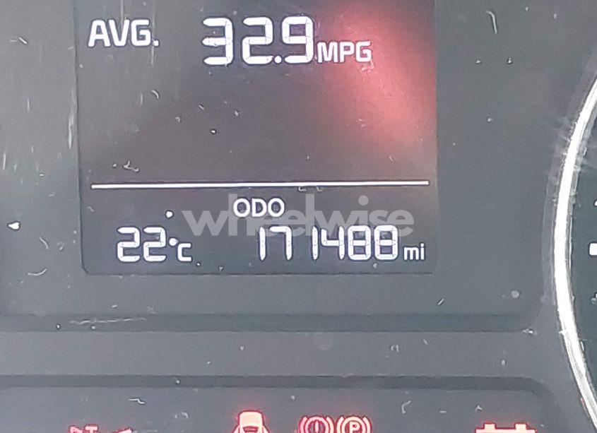 Photo 15 of 2017 Kia Forte LX (VIN 3KPFK4A70HE084329)