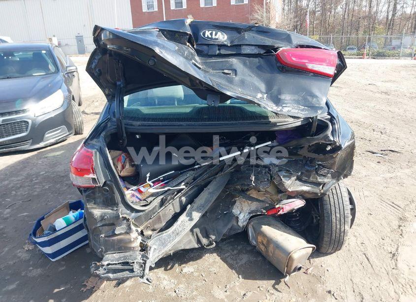 Photo 16 of 2017 Kia Forte LX (VIN 3KPFK4A70HE084329)