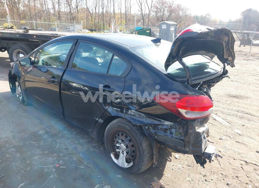 Photo 3 of 2017 Kia Forte LX (VIN 3KPFK4A70HE084329)