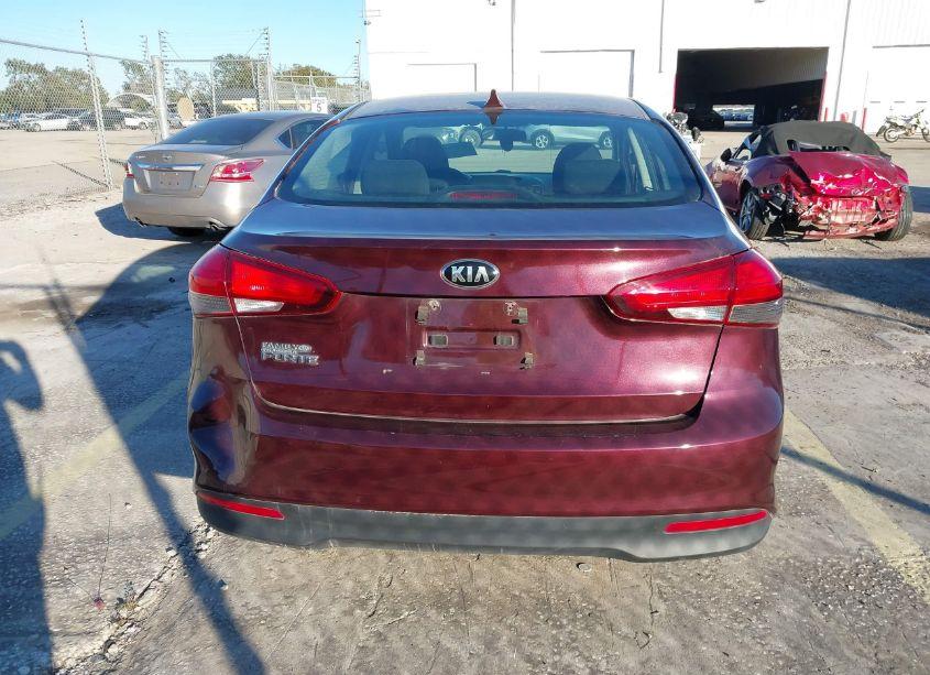 Photo 16 of 2017 Kia Forte LX (VIN 3KPFK4A70HE084394)