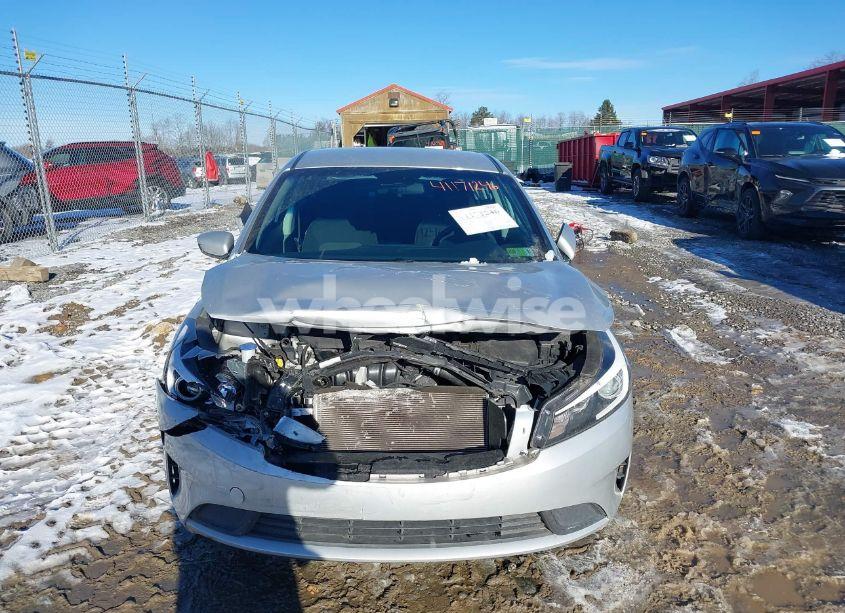 Photo 13 of 2017 Kia Forte LX (VIN 3KPFK4A70HE098263)