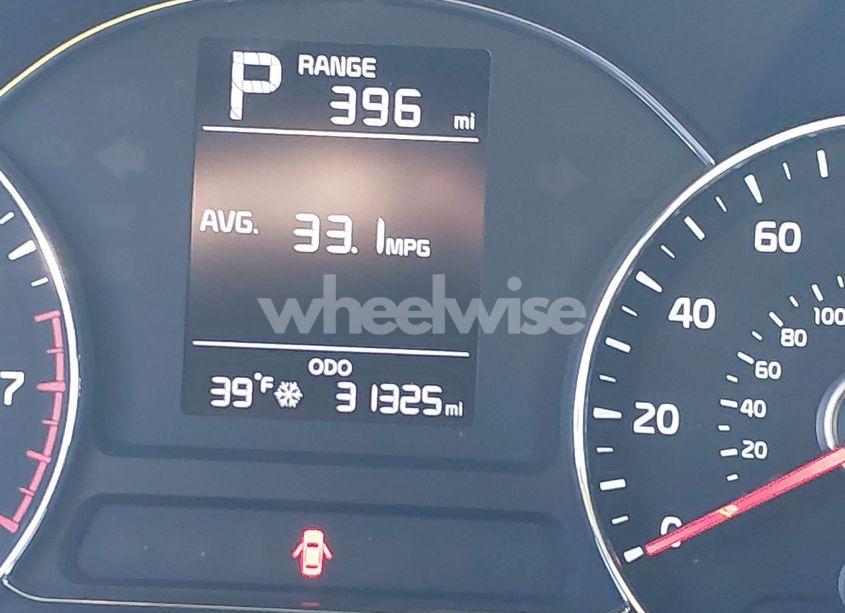 Photo 16 of 2017 Kia Forte LX (VIN 3KPFK4A70HE098263)