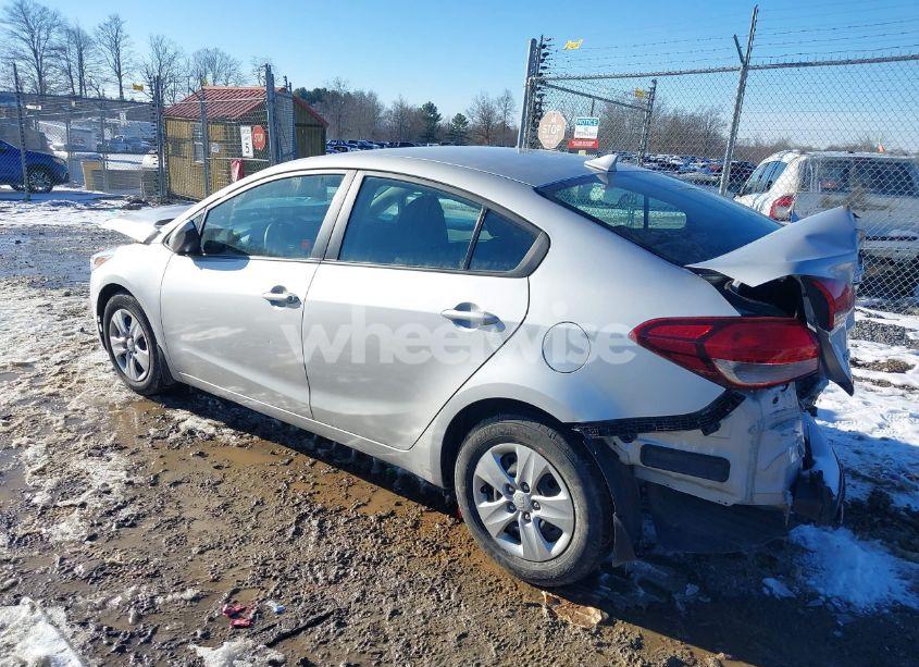 Photo 3 of 2017 Kia Forte LX (VIN 3KPFK4A70HE098263)