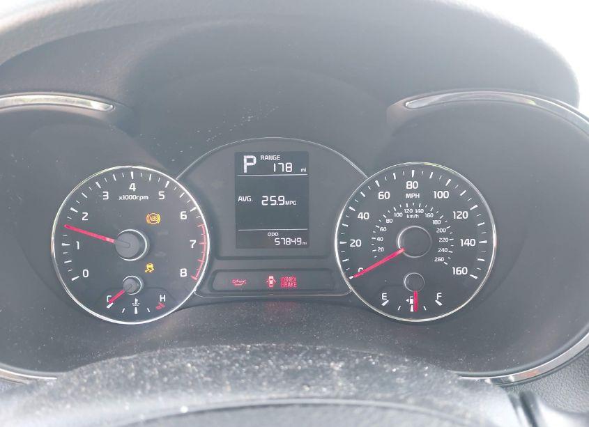 Photo 7 of 2017 Kia Forte LX (VIN 3KPFK4A70HE109214)