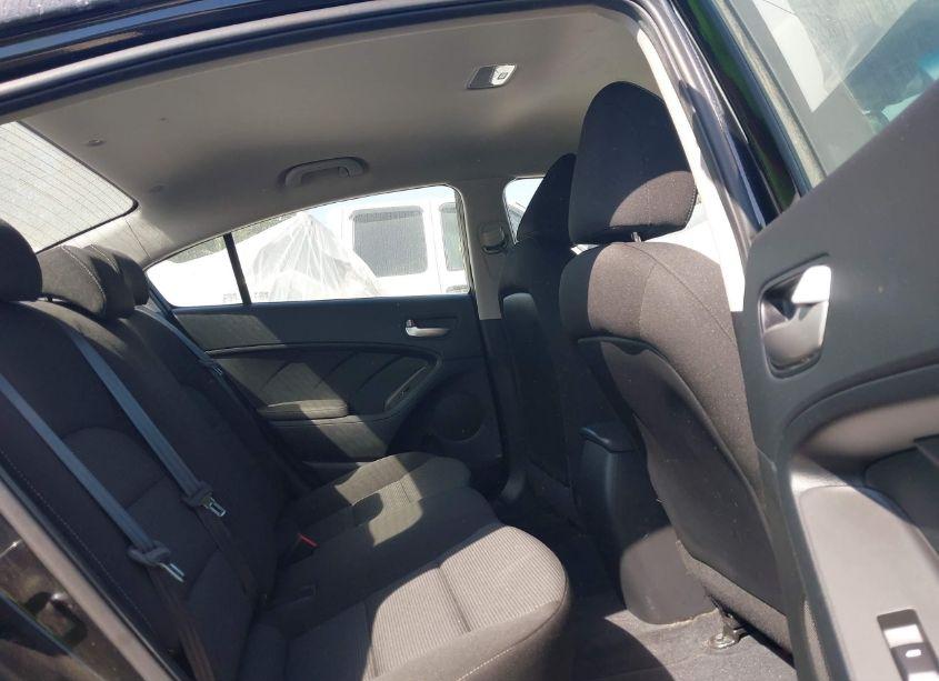 Photo 8 of 2017 Kia Forte LX (VIN 3KPFK4A70HE109214)