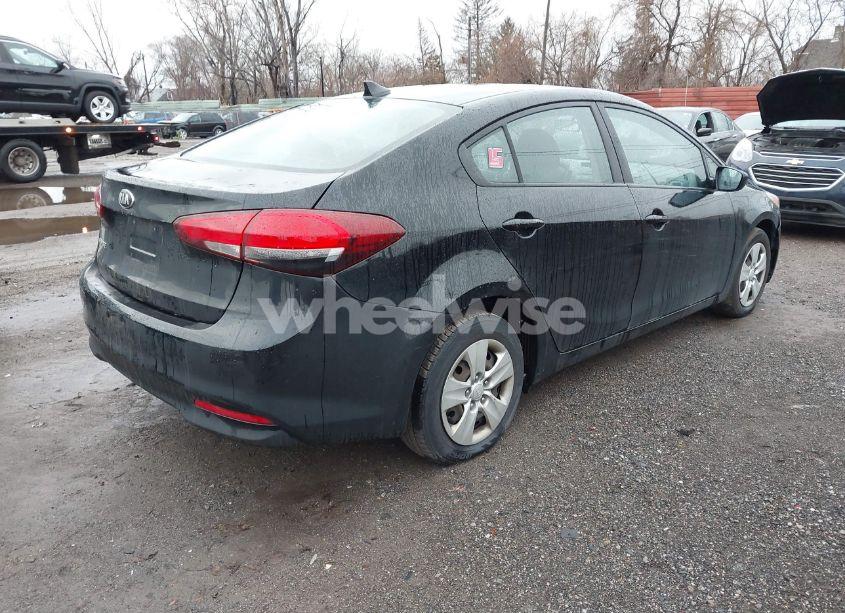 Photo 4 of 2017 Kia Forte LX (VIN 3KPFK4A70HE113036)