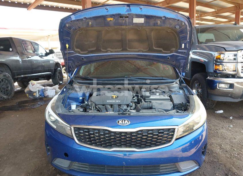 Photo 10 of 2017 Kia Forte LX (VIN 3KPFK4A70HE118351)