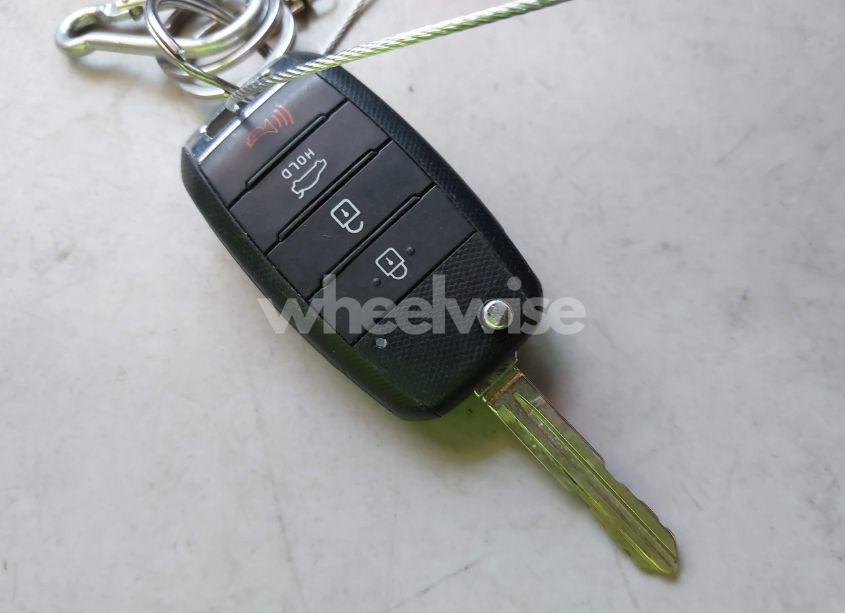 Photo 11 of 2017 Kia Forte LX (VIN 3KPFK4A70HE118351)