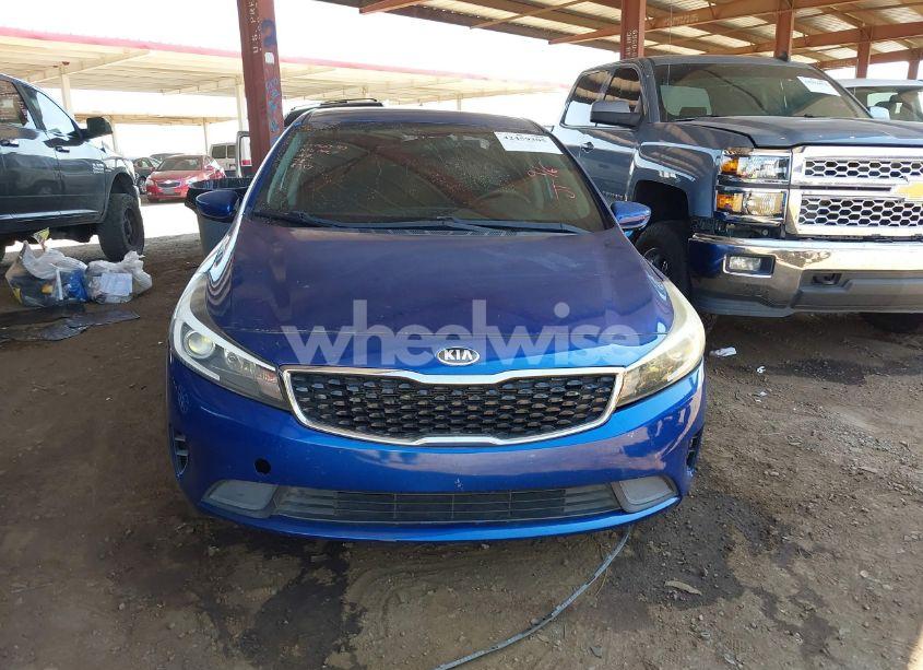 Photo 13 of 2017 Kia Forte LX (VIN 3KPFK4A70HE118351)