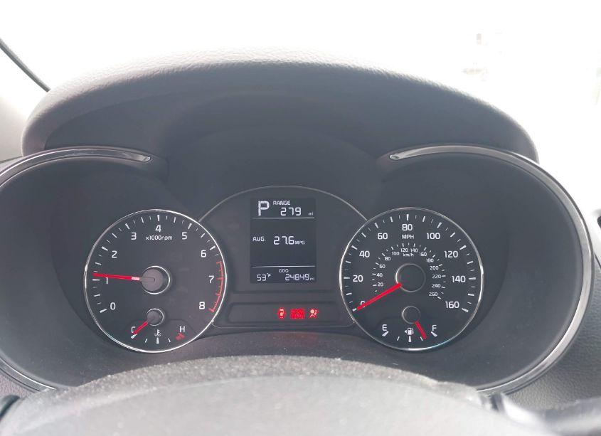 Photo 7 of 2017 Kia Forte LX (VIN 3KPFK4A70HE133576)