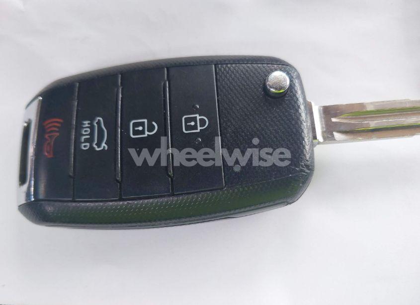 Photo 11 of 2017 Kia Forte LX (VIN 3KPFK4A70HE141659)