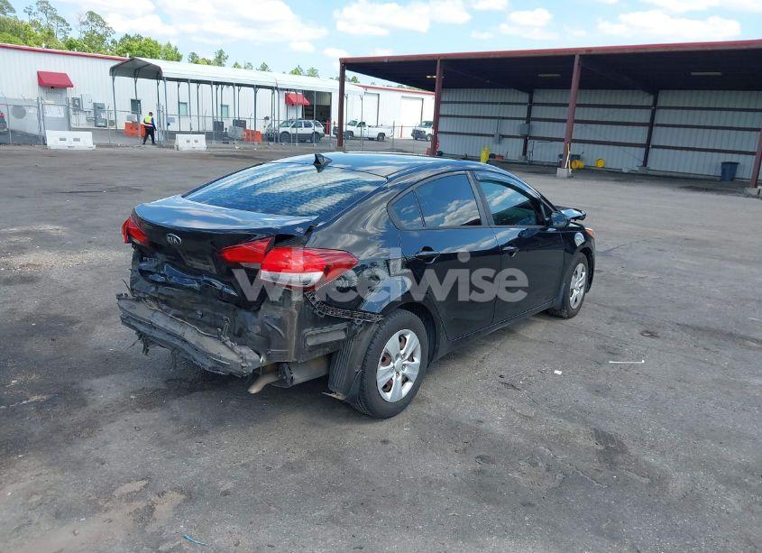 Photo 4 of 2017 Kia Forte LX (VIN 3KPFK4A70HE141659)