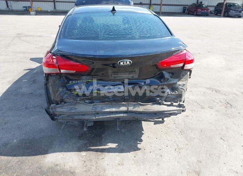 Photo 6 of 2017 Kia Forte LX (VIN 3KPFK4A70HE141659)