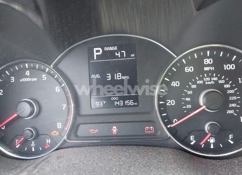 Photo 7 of 2017 Kia Forte LX (VIN 3KPFK4A70HE141659)