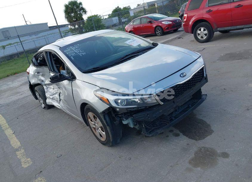 2017 Kia Forte LX (VIN 3KPFK4A70HE152788) main photo