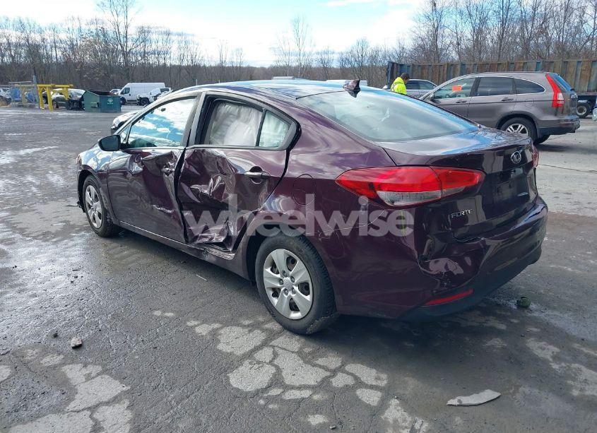 Photo 3 of 2017 Kia Forte LX (VIN 3KPFK4A70HE158364)