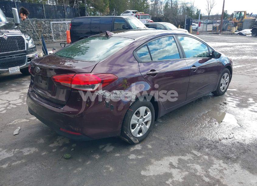 Photo 4 of 2017 Kia Forte LX (VIN 3KPFK4A70HE158364)