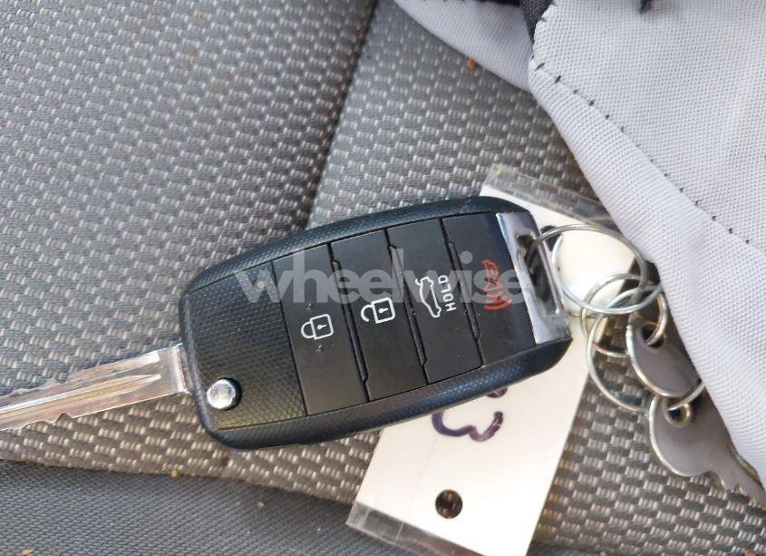 Photo 6 of 2018 Kia Forte LX (VIN 3KPFK4A70JE167765)