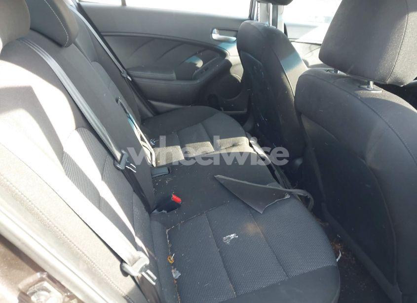 Photo 8 of 2018 Kia Forte LX (VIN 3KPFK4A70JE205690)