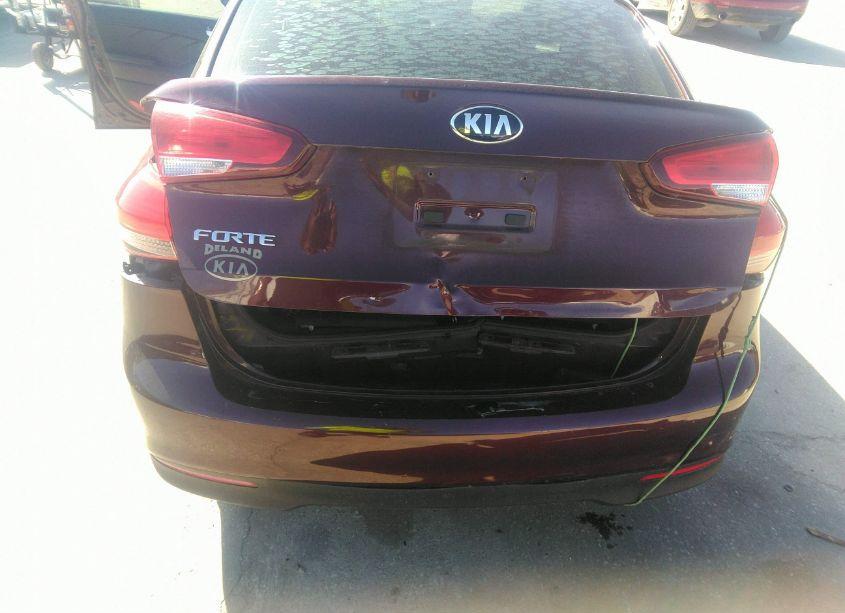 Photo 6 of 2018 Kia Forte LX (VIN 3KPFK4A70JE213143)