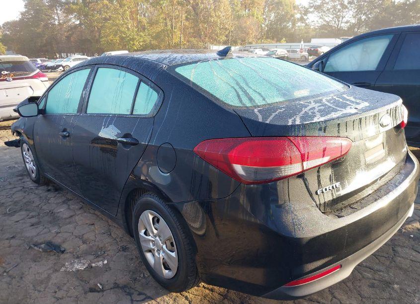 Photo 3 of 2018 Kia Forte LX (VIN 3KPFK4A70JE213935)