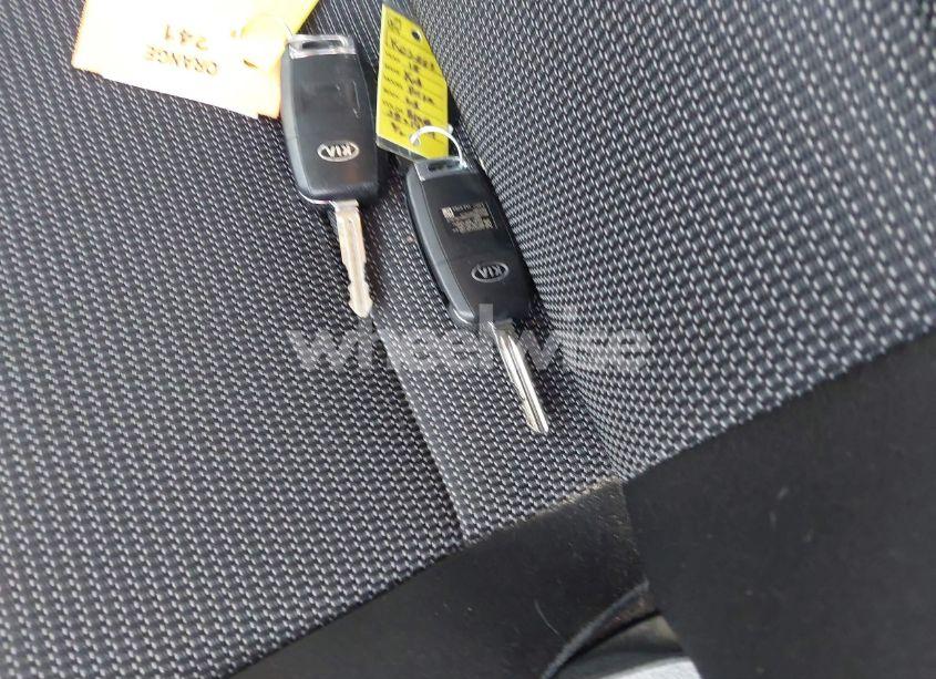 Photo 11 of 2018 Kia Forte LX (VIN 3KPFK4A70JE214129)