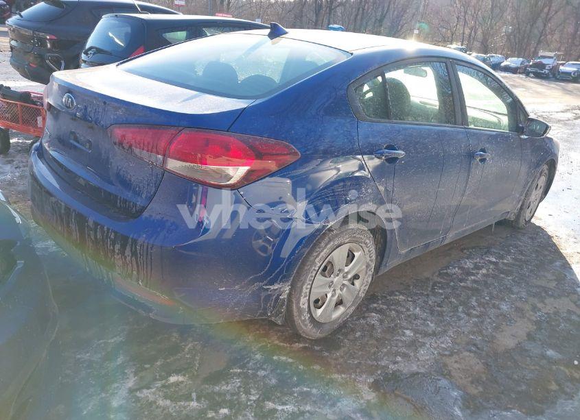 Photo 4 of 2018 Kia Forte LX (VIN 3KPFK4A70JE214129)