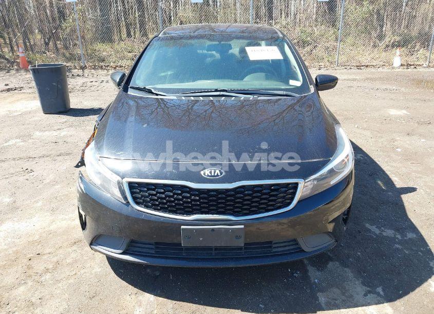 Photo 12 of 2018 Kia Forte LX (VIN 3KPFK4A70JE235109)