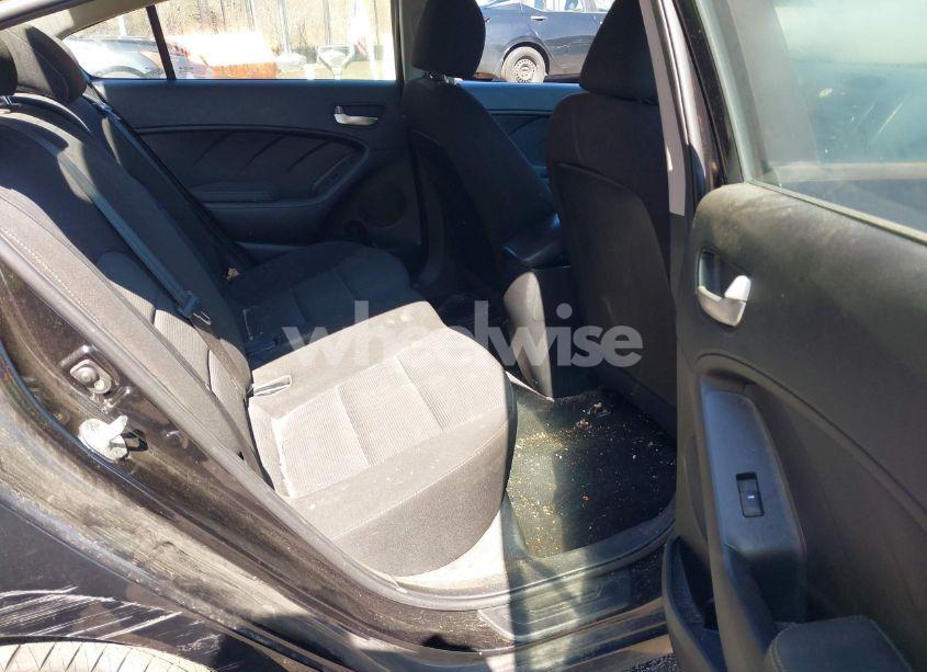 Photo 8 of 2018 Kia Forte LX (VIN 3KPFK4A70JE235109)