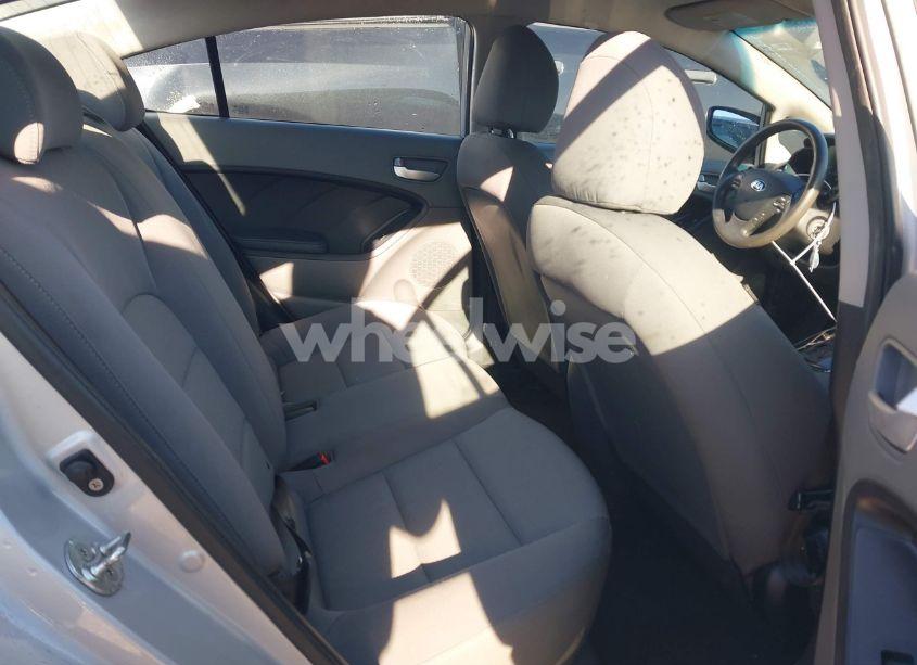 Photo 8 of 2018 Kia Forte LX (VIN 3KPFK4A70JE244053)