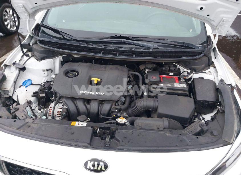 Photo 10 of 2018 Kia Forte LX (VIN 3KPFK4A70JE245753)