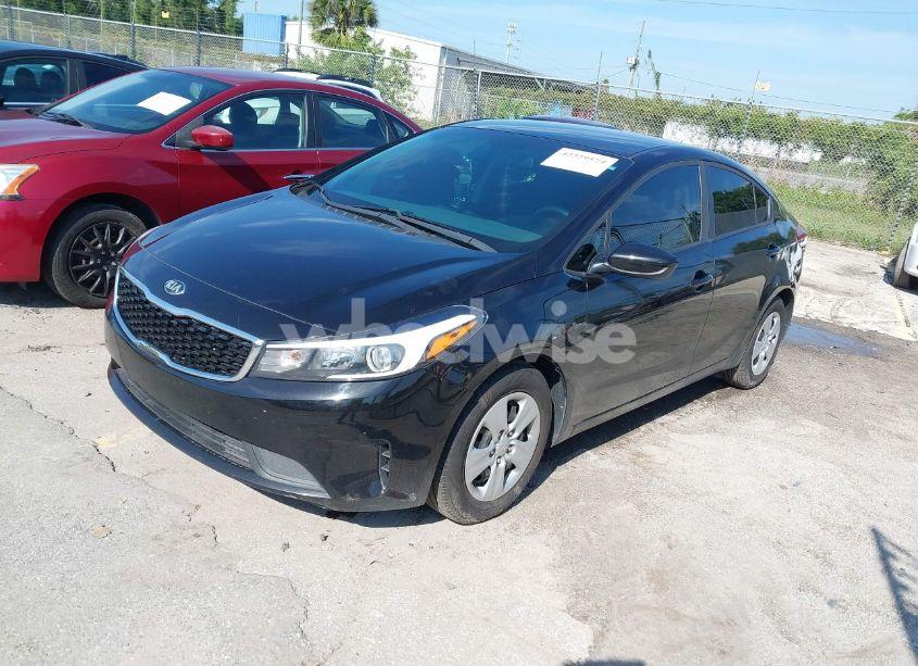 Photo 2 of 2018 Kia Forte LX (VIN 3KPFK4A70JE269440)